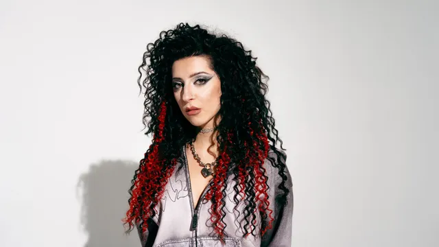 Izzy T thumbnail